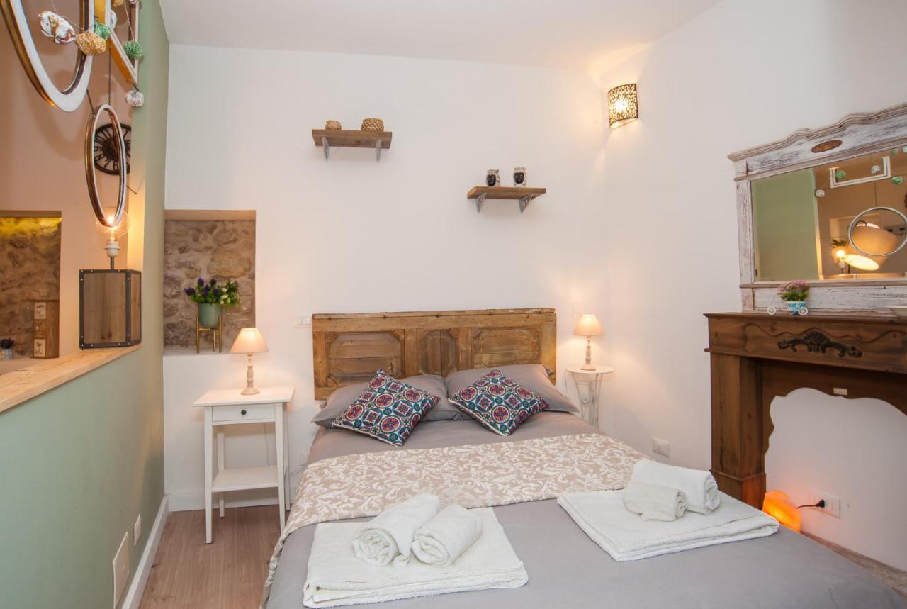 Homes4Holidays - Artistic Nest Συρακούσες Εξωτερικό φωτογραφία